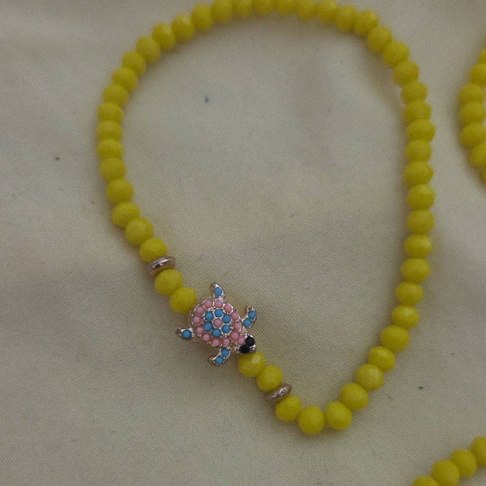 Yellow Beaded Turtle Charm Bracelet Set - Picture 2 of 4